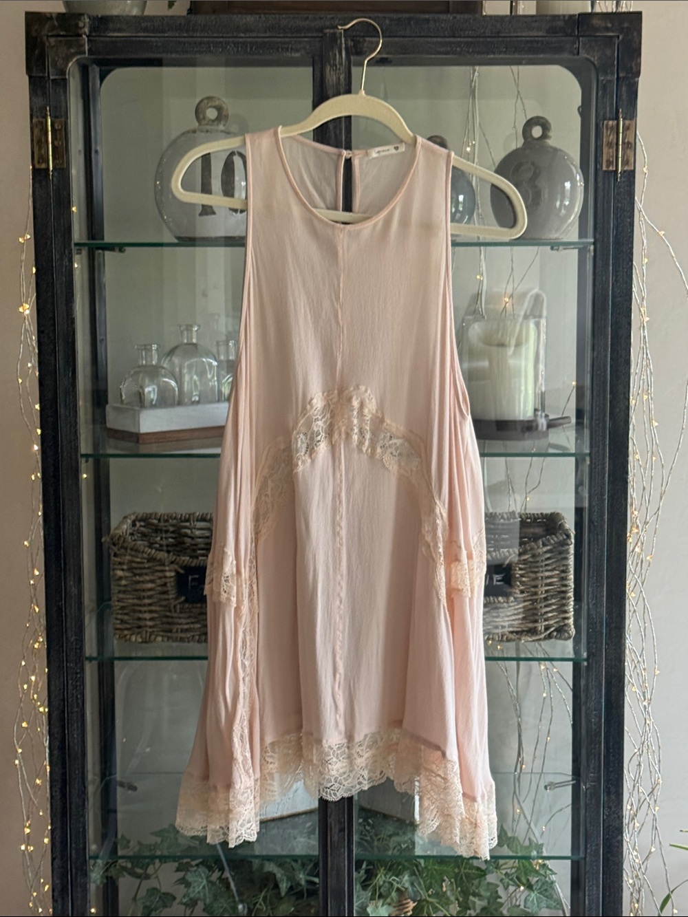 Soprano Blush Lace-Trim Dress